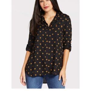 Evereve Allison Joy Caroline Heart Buttondown